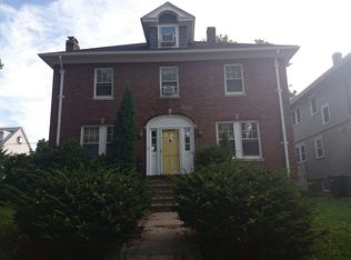 109 Redlands Rd, West Roxbury, MA 02132