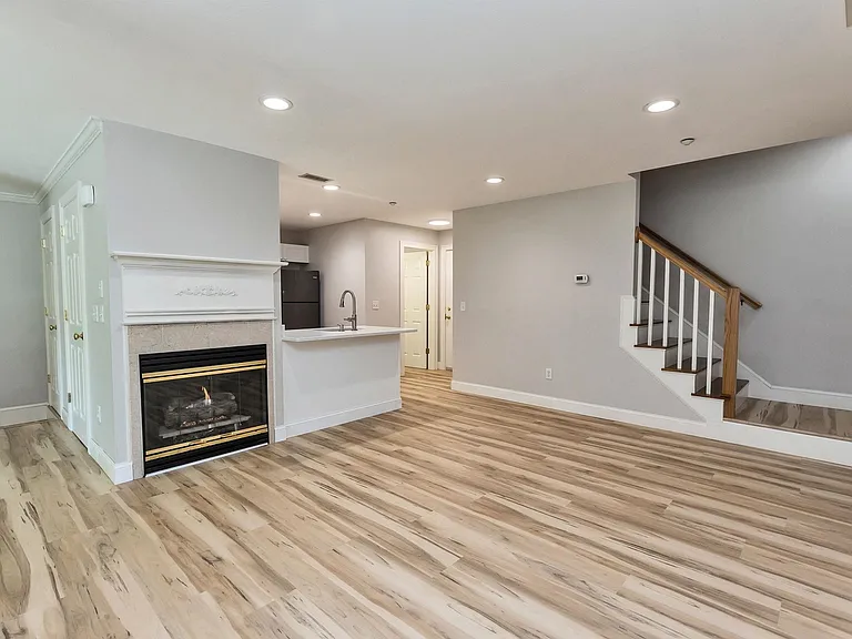 3-224 Maple Ridge Dr #226 — Photo 9