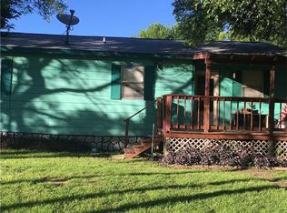 120 Post Oak Rd, Del Valle, TX 78617