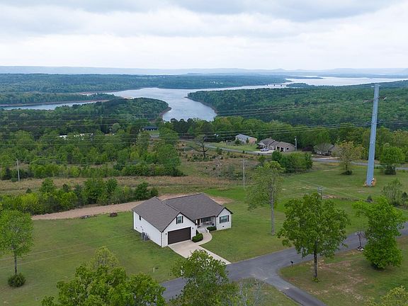 4th image of 34 Ranger Rd