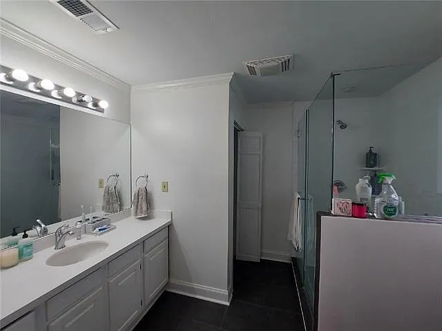 12 Oaklawn Dr — Photo 10