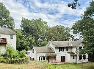 11 Danforth Park Rd, Framingham, MA 01701