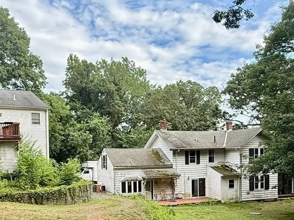 11 Danforth Park Rd, Framingham, MA 01701