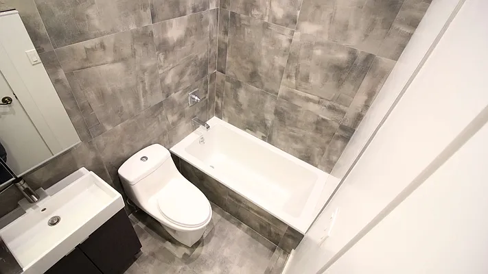 Rented by True Real Estate Group | media 27