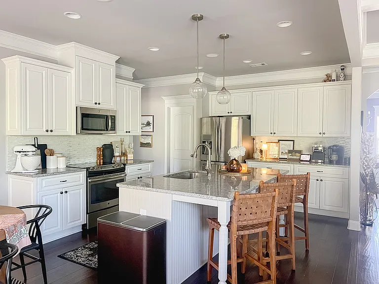 863 Herrington Dr — Photo 32