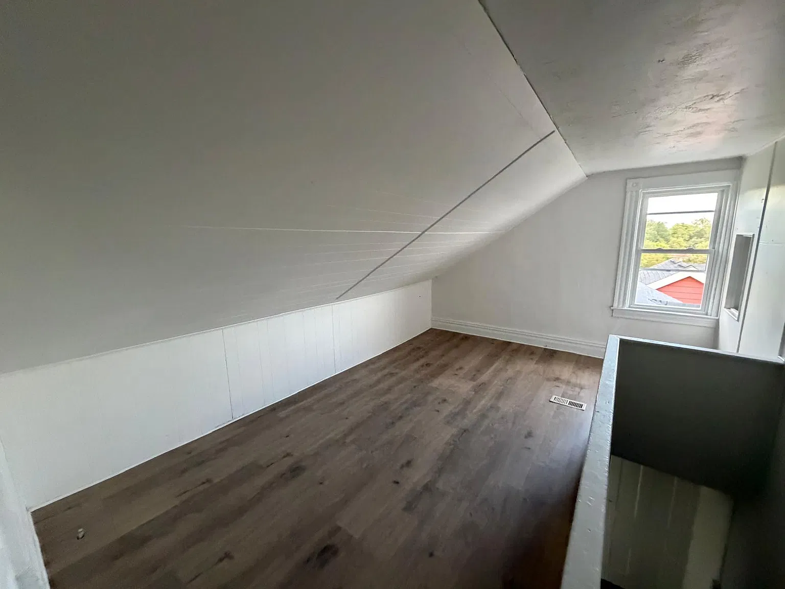 4 bed, 1700 sqft, $1,300 — Photo 4