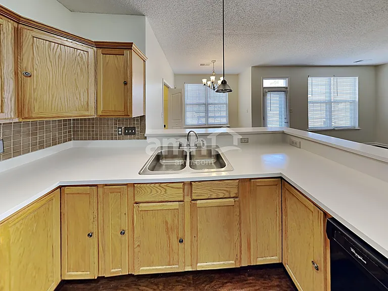 14842 Jerpoint Abby Dr — Photo 4