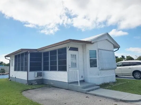 3701 Baynard Dr #J-36, Punta Gorda, FL 33950