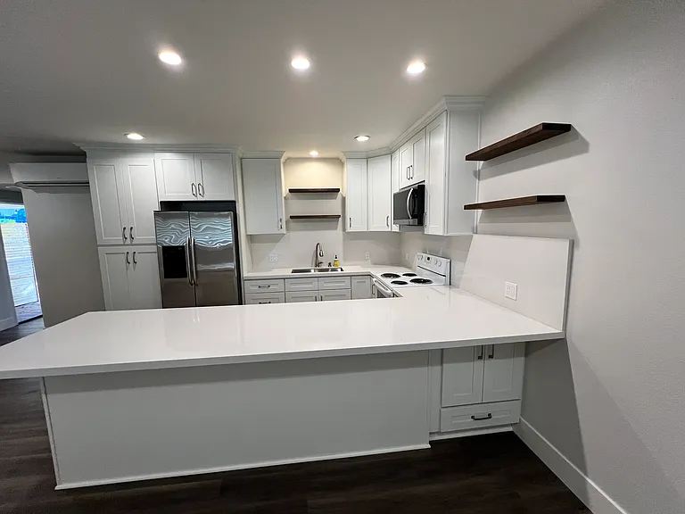 Carmel Dr — Photo 3