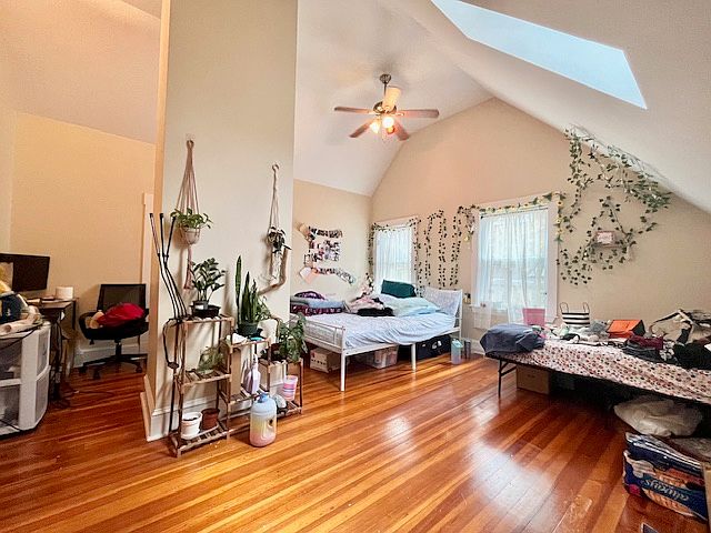 1st image of 73 Leicester St #1