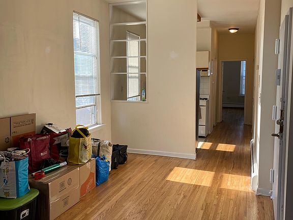 2nd image of 110 Sussex St APT 5