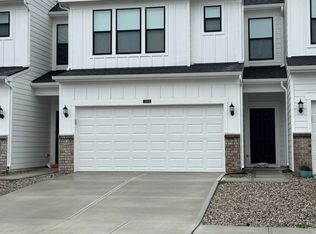 10924 Morab Dr, Zionsville, IN 46077