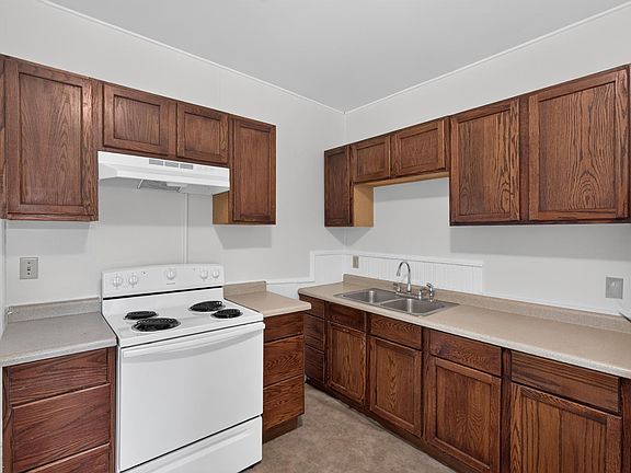 5th image of 320 Augusta Ave SE
