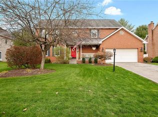 2109 Toftrees Dr, Bridgeville, PA 15017