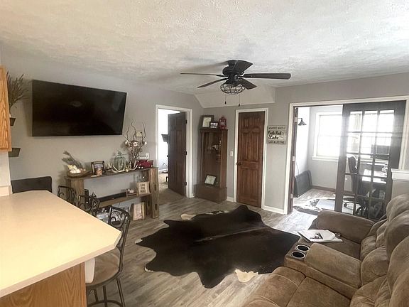 5th image of 6300 Logansport Rd