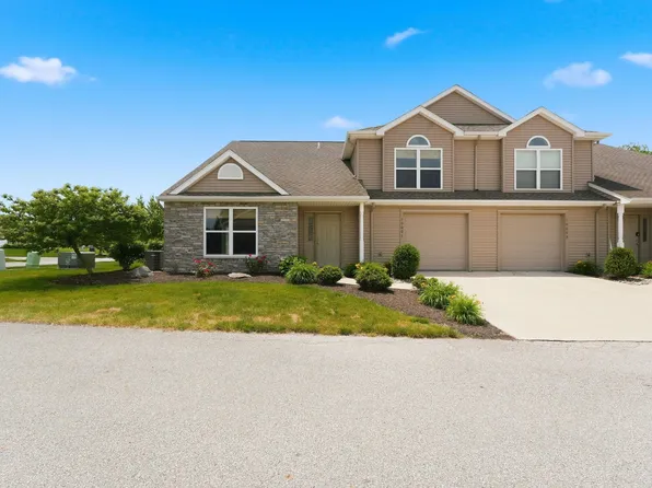 10001 Oak Trail Rd, Fort Wayne, IN 46825