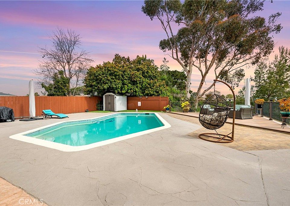 1st image of 4951 Edwin Pl