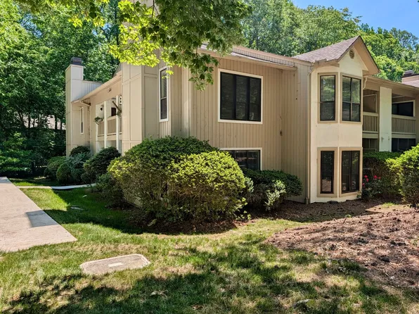 311 New Kent Pl, Cary, NC 27511