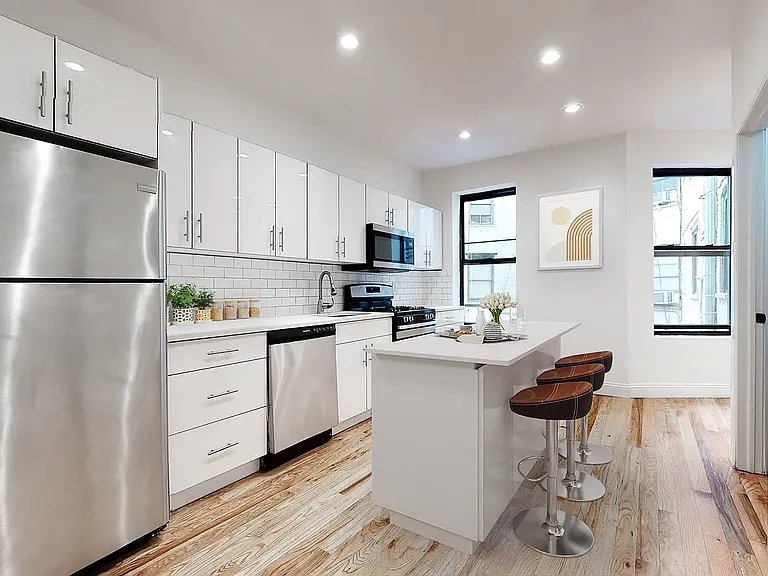 1045 Sterling Pl #3 — Photo 1