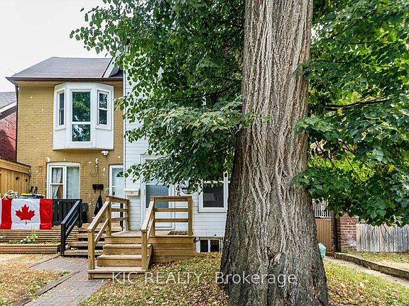 2nd image of 145 Boultbee Ave
