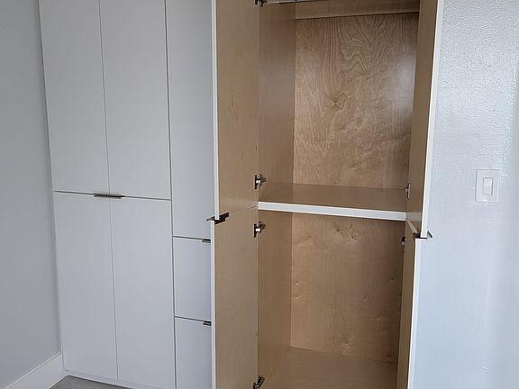 4th image of 1500 Jefferson Dr APT A