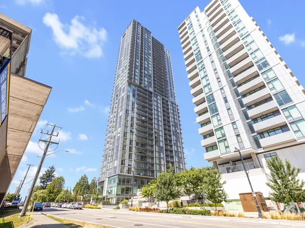 13573 98a Ave Unit 1403, Surrey, BC V3T 1C2