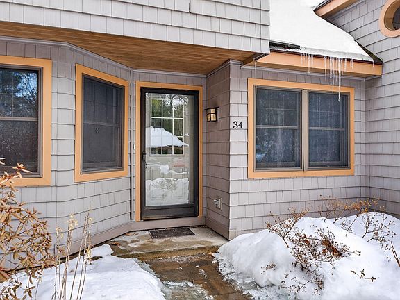 2nd image of 34 Concord Place #34