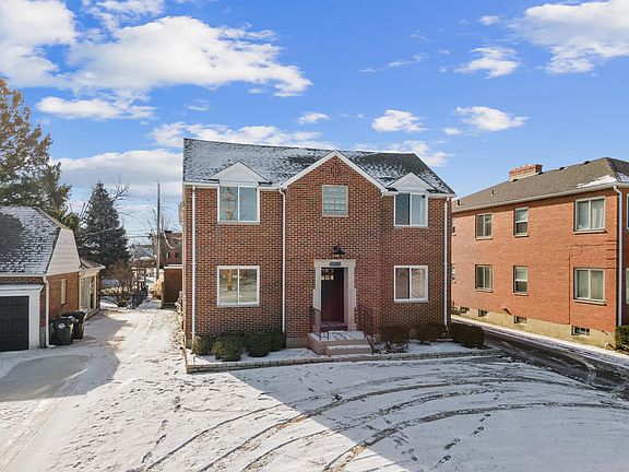 4th image of 130 E Dorothy Lane 1 #2-3-4