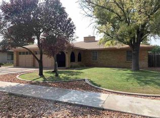 708 E Mescalero Rd, Roswell, NM 88201