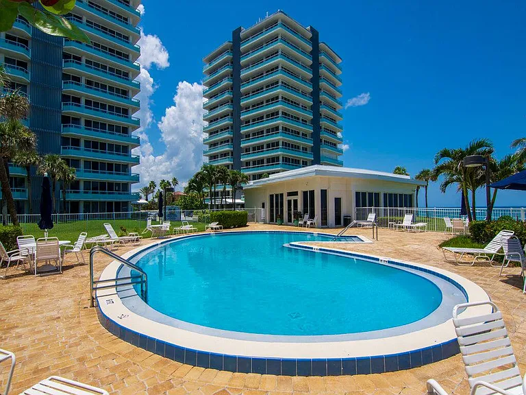 3554 Ocean Dr #1102 — Photo 28