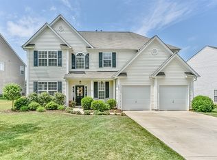 5037 Timber Falls Dr, Fort Mill, SC 29707