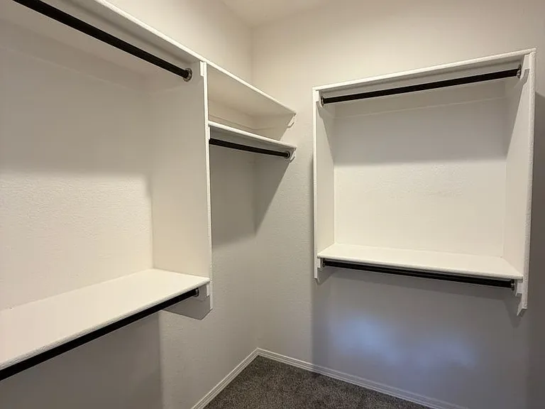 768 Amatista Loop SE — Photo 12