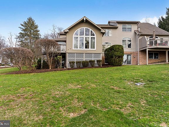 5th image of 504 Bridgeview Dr