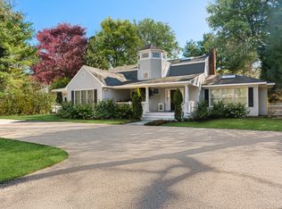 9 Foxcroft Ln, East Hampton, NY 11937