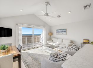 945 Commercial St #9D, Provincetown, MA 02657