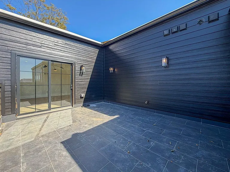 4161 Cocos Way — Photo 5