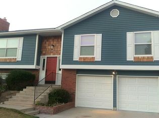 1201 E Eastridge Rd, Sandy, UT 84094