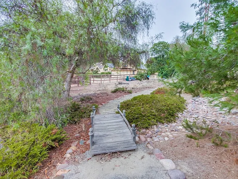 4124 Stonebridge Ln — Photo 117