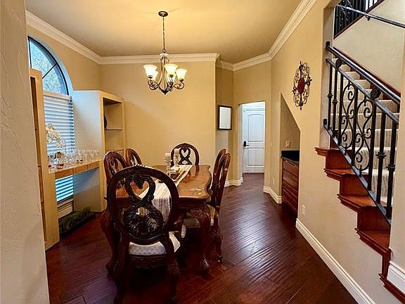 3rd image of 501 Mirano Ln