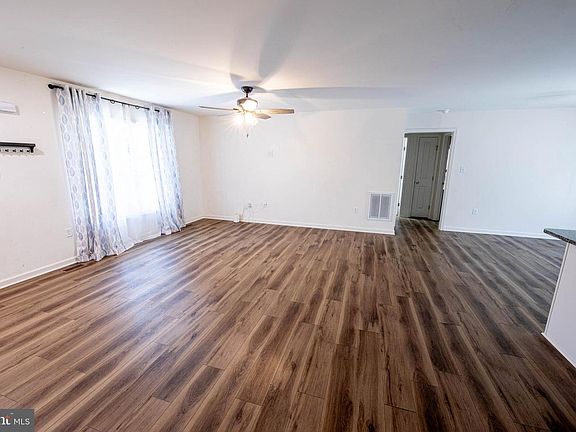 5th image of 26300 Firetower Rd