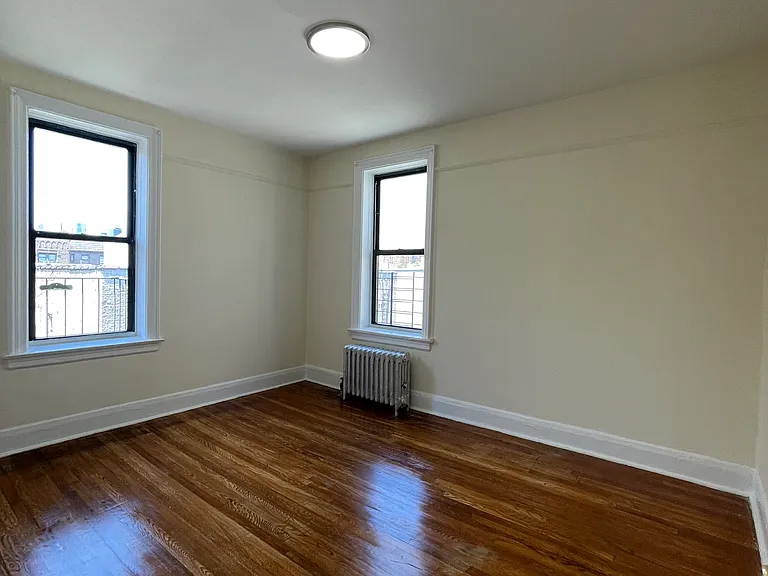 47-56 45th St #11D — Photo 3