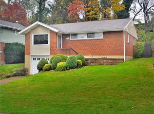 151 Queenston Dr, Pittsburgh, PA