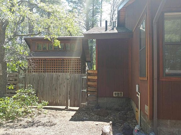 3rd image of 6757 Pond Dr