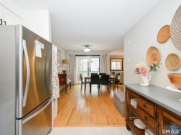 5th image of 151 Old Farms Road #151