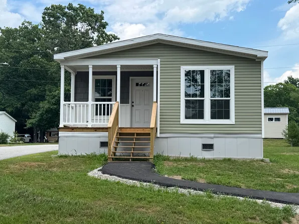 66 Town And Country Dr #44, Norway, ME 04268