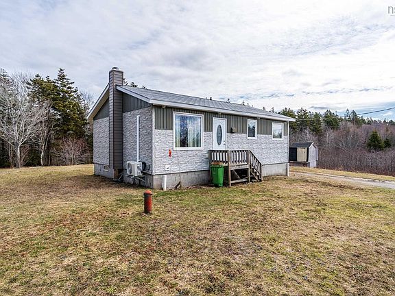 4th image of 39 Oakridge Rd