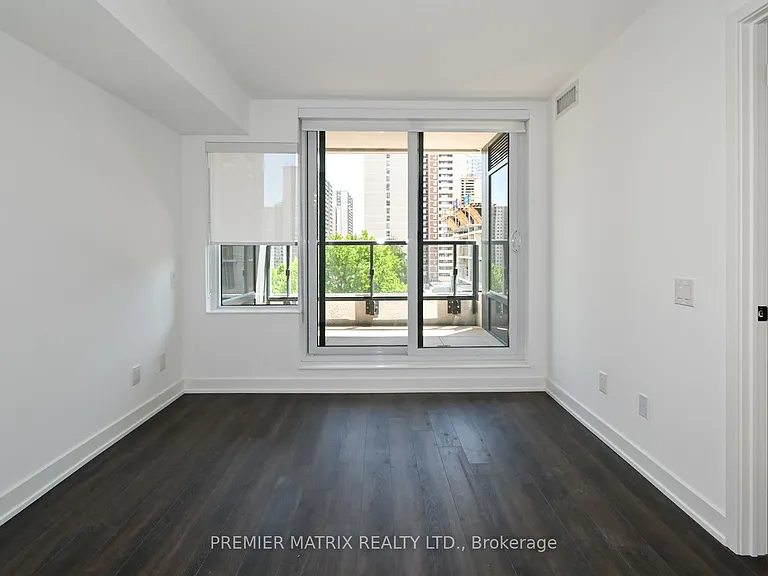 609 Sherbourne St #611 — Photo 12