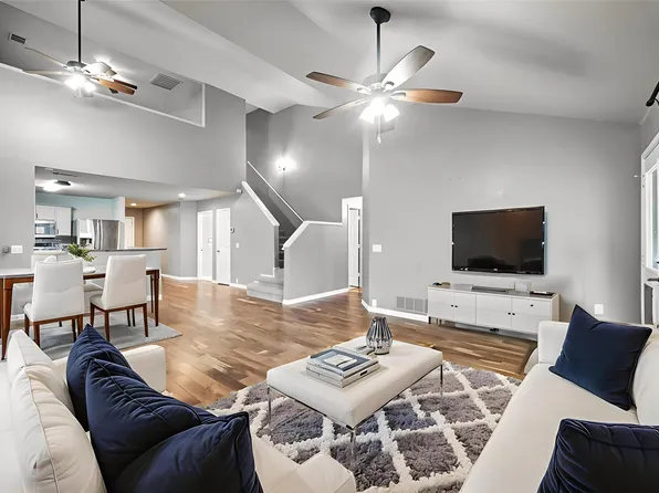 8704 Wagon Trl, Aubrey, TX 76227