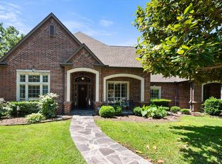 6100 Forest River Dr, Fort Worth, TX 76112
