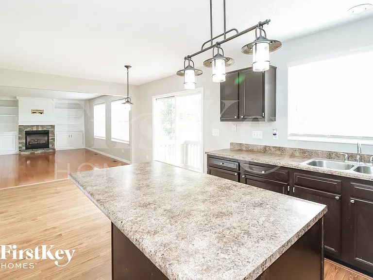 330 Bridle Creek Dr — Photo 6